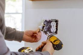 Best Emergency Electrical Repair Services  in Old Bethpage, NY